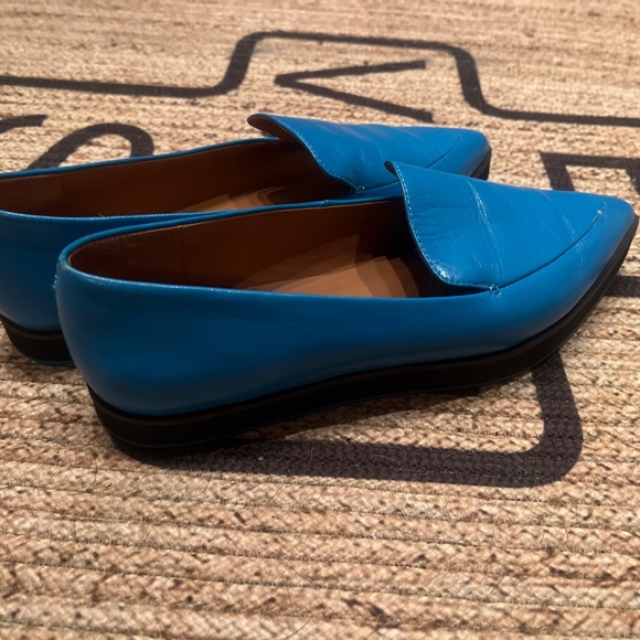 Bright blue slip on pointed loafers-and other stories size 38 - Picture 2 of 8